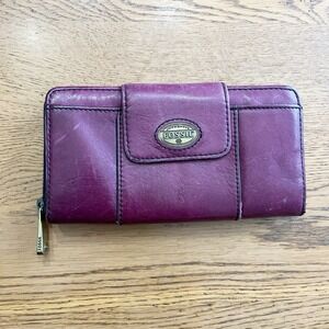 Fossil Purple Explorer Leather Wallet Bi Fold Zipper Earthy Boho Rustic Charm
